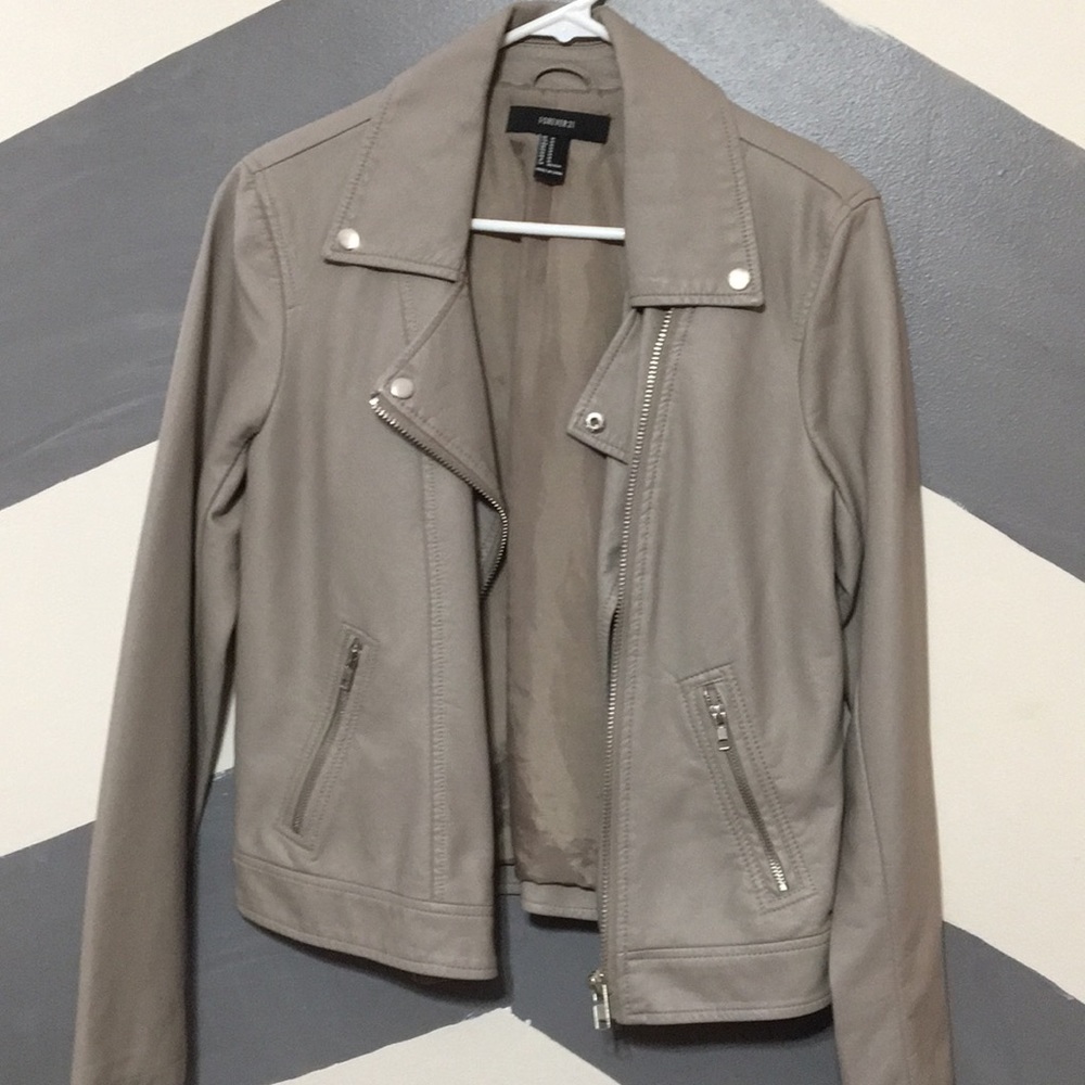Grey/tan jacket